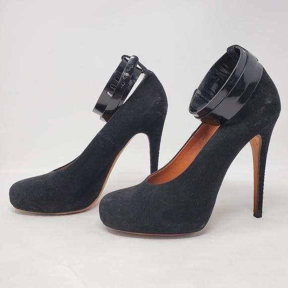 Celine Round Toe Ankle Strap High Heel Pumps - Picture 2 of 11